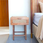 Nachtkastje Nachtkastje Console gemaakt van hout en rotan JAYA handgemaakt slaapkamermeubilair